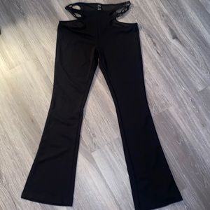 Black cut out yoga pants